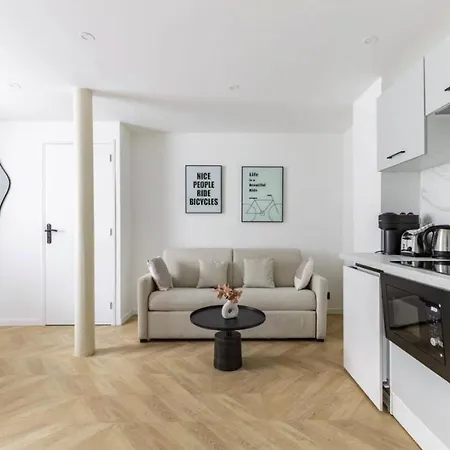 Chapelle/ordener : Magnifique 1br/4p Appartamento Parigi